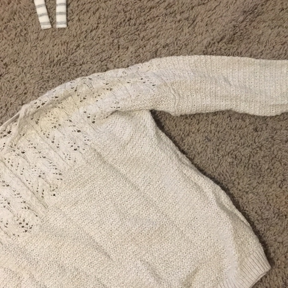 Sweater - Picture 3 of 4
